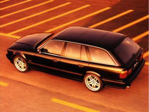 BMW M5 Touring 1994 года